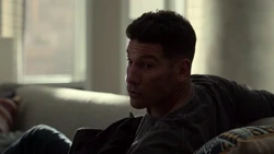 Castle est réveillé par le retour de Dinah Madani