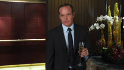 Coulson rencontre  dans sa tour