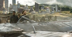 T'Challa va vers le champ de bataille