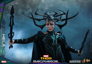 Marvel-thor-ragnarok-hela-sixth-scale-hot-toys-903107-21