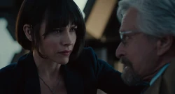 Van Dyne et  se préparent à s'évader