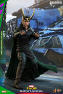 Marvel-thor-ragnarok-loki-sixth-scale-figure-hot-toys-903106-02