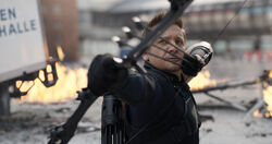 Hawkeye tire sur 
