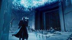 Fury s'évade du complexe