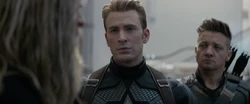 Captain America dit à  de les écouter
