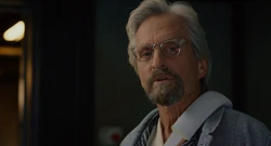 Pym permet à  d'être la Guêpe