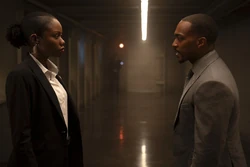 Wilson se dispute avec Leila Taylor à propos de Thaddeus Ross