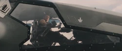 Hawkeye pilote un Quinjet