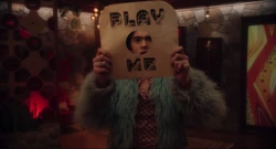 Maximoff joue par erreur la chanson démoniaque