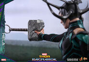 Marvel-thor-ragnarok-hela-sixth-scale-hot-toys-903107-13