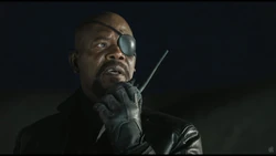 Fury dit à ses agents qu'ils sont en guerre