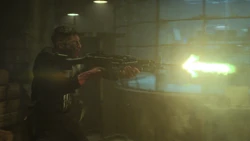 Le Punisher tire furieusement sur les mercenaires