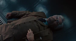 Pym lies blessé par 