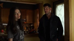 Castle invite Beth et Rex pour le petit-déjeuner