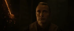 Kaecilius se prépare à tuer le gardien