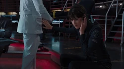 Hill apprend que  a été tué