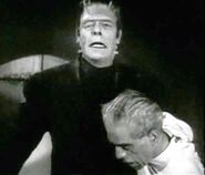 House of Frankenstein (Strange and Karloff) (1)