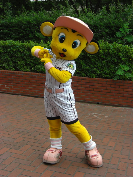 Lucky (Hanshin Tigers) | Mascot Wiki | Fandom
