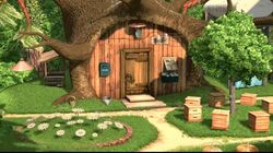 01 The Bear's house