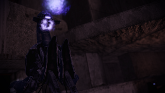 The Colossus takes potshots but can do nothing against waist-high barriers during your talk with Reegar