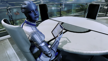 Citadel - liara slacking off