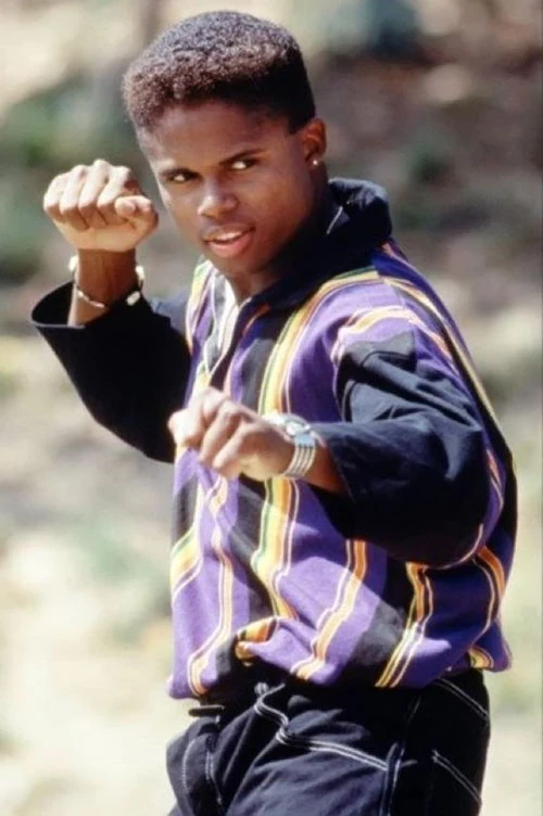 Black Ranger Zack Missing Finger