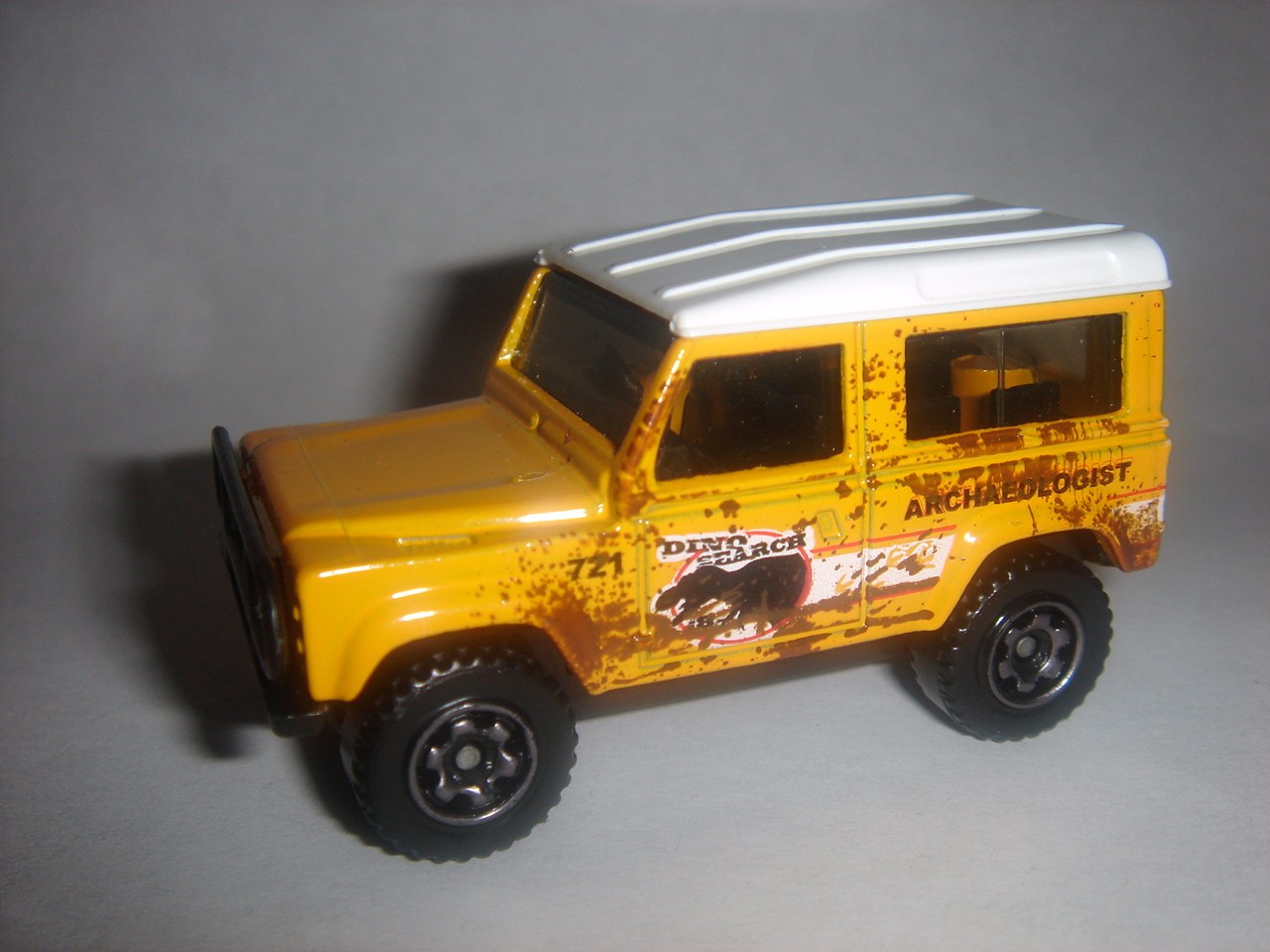 Matchbox LAND ROVER 90 Taylor Construction new on Short Card 