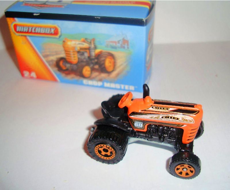 2012 Matchbox CROP MASTER MBX Old Town Red 2/10