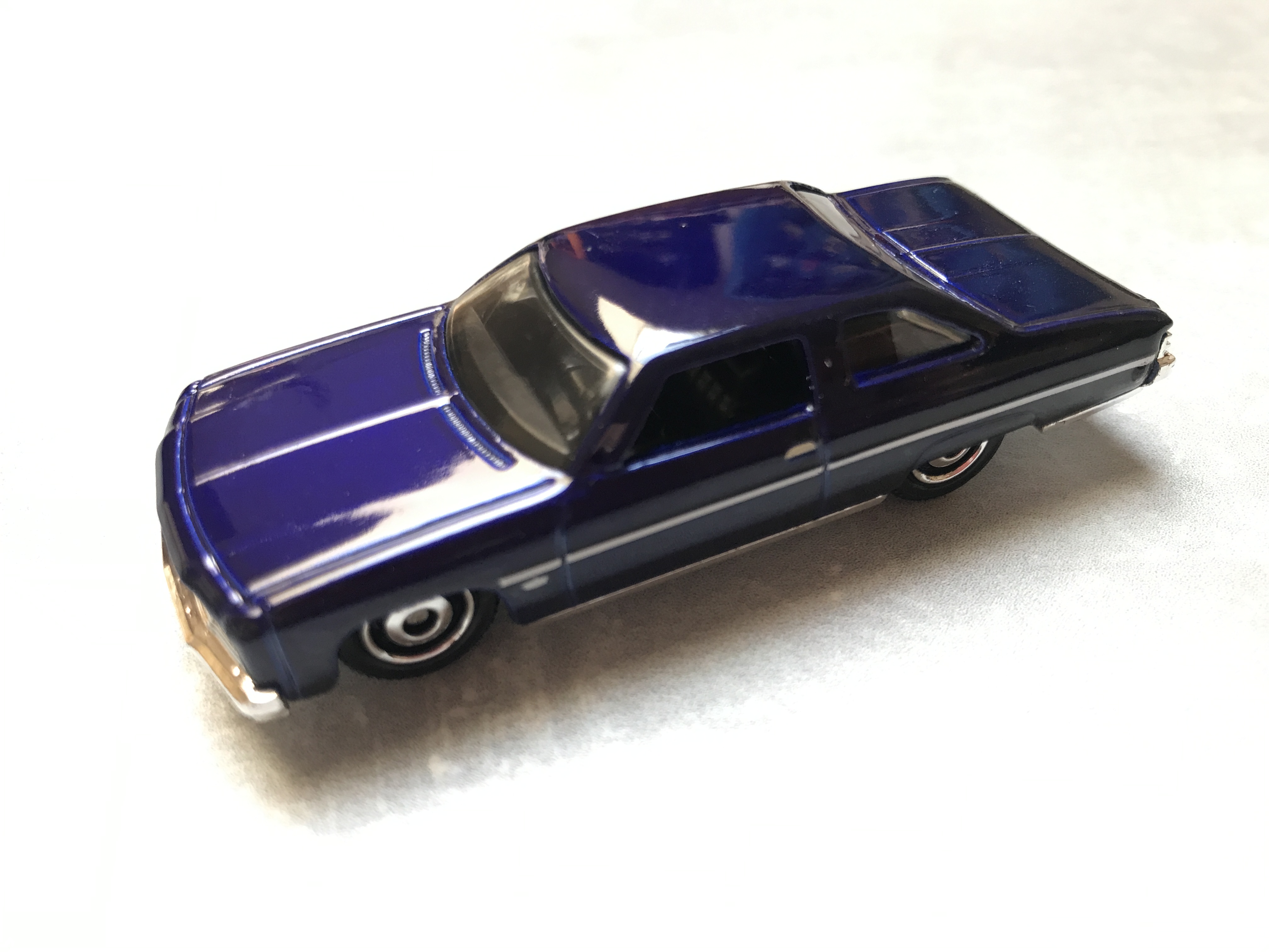 Matchbox 1975 chevy caprice shop