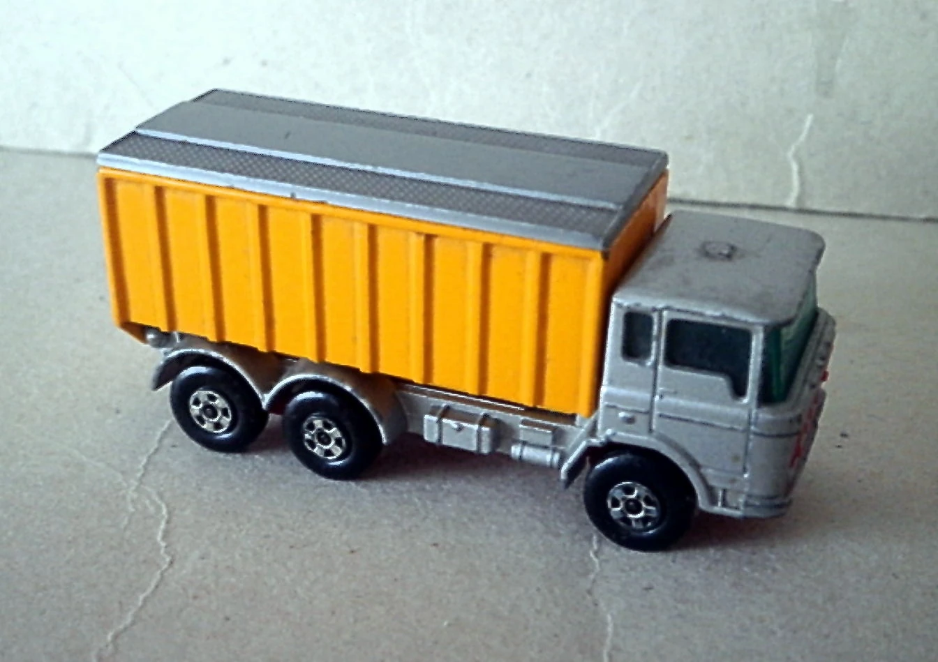 DAF Tipper Container Truck | Matchbox Cars Wiki | Fandom