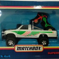 Toyota hilux 2024 matchbox car
