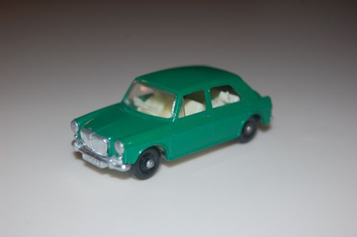 MG 1100 | Matchbox Cars Wiki | Fandom