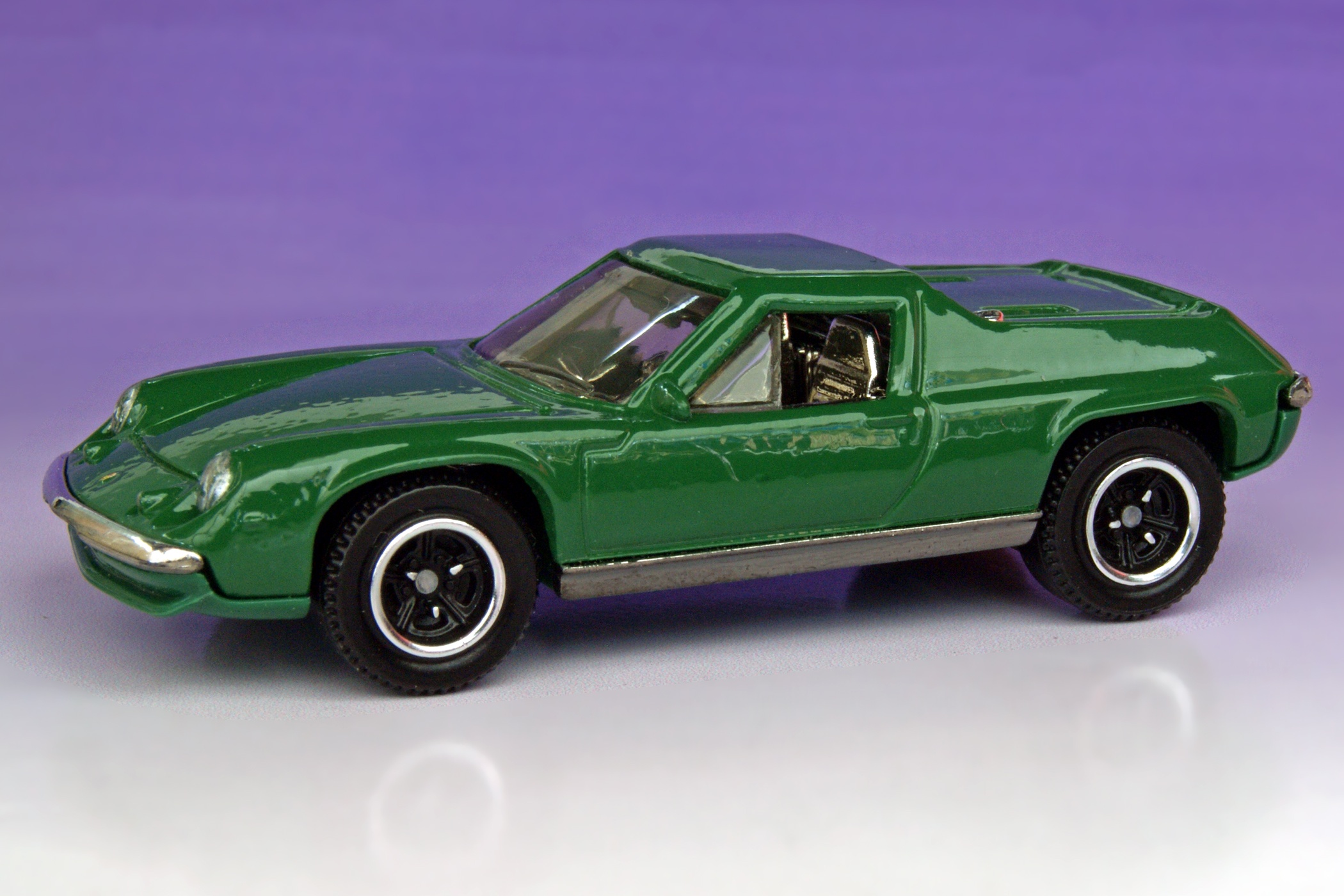 メイクアップ 1/43 LOTUS EUROPA SPECIAL 1972 Amazon.com: Matchbox '72 Lotus Europa Special : Toys & Games