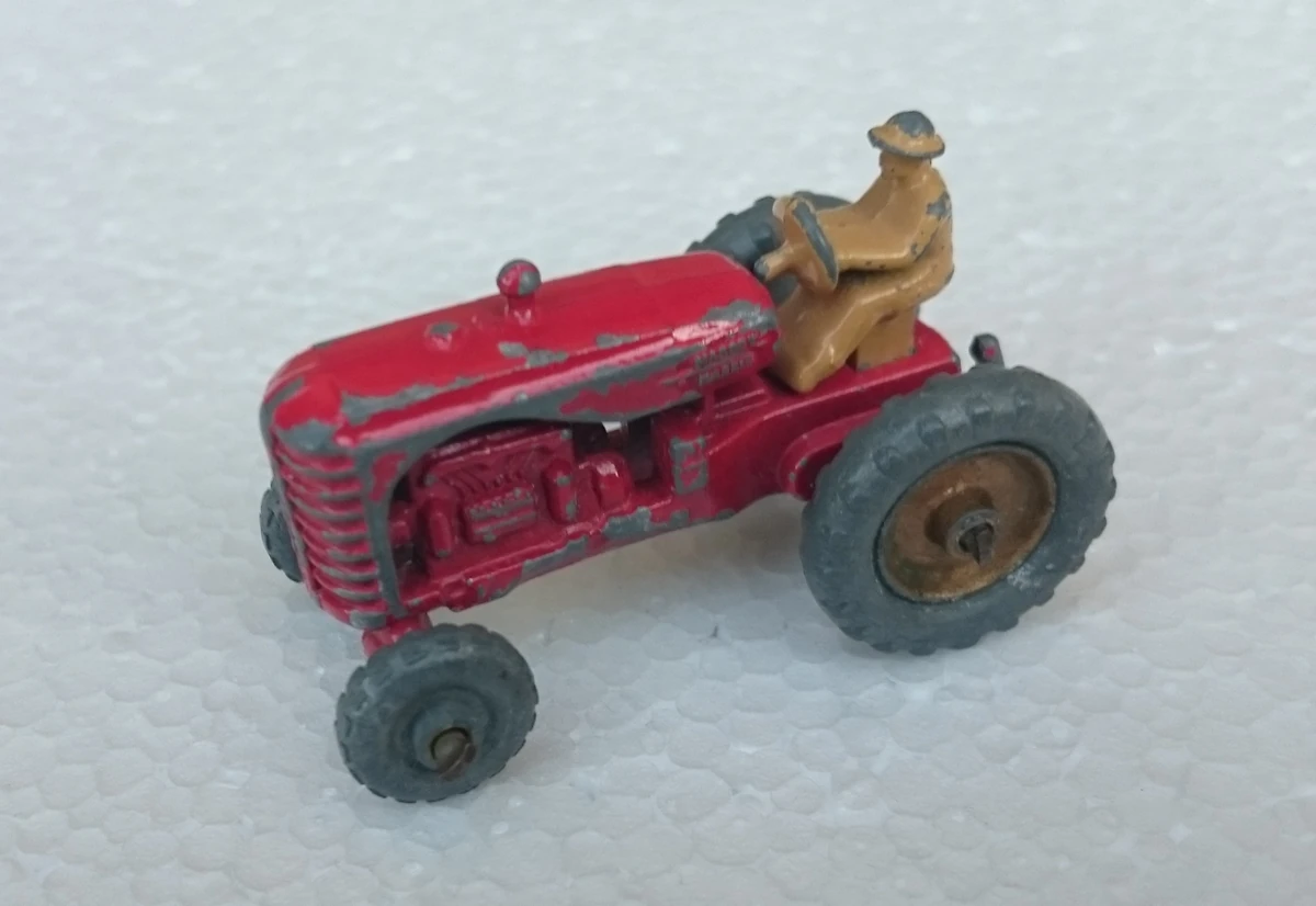Massey Harris Tractor (4-B) | Matchbox Cars Wiki | Fandom