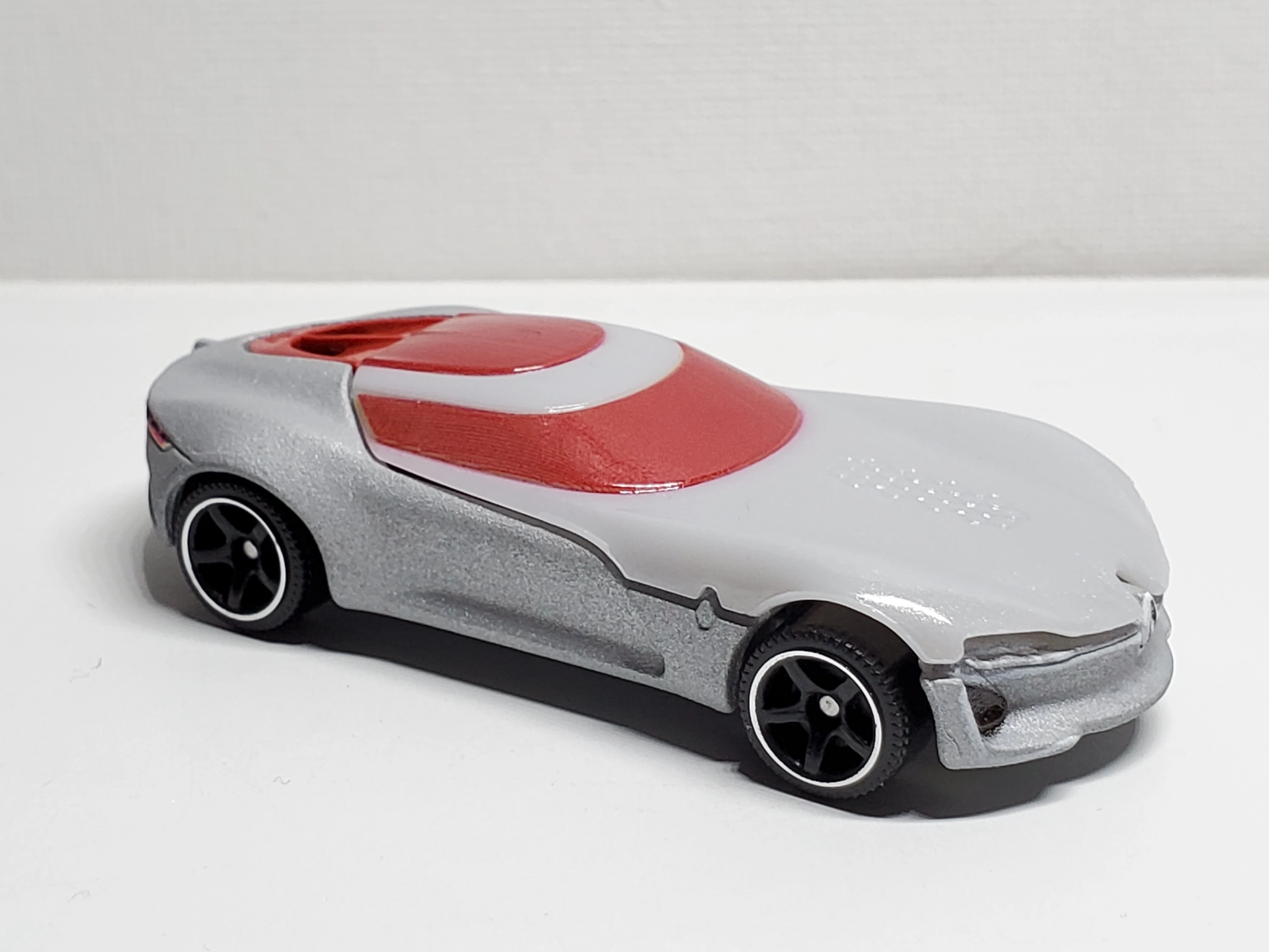 Norev 1/43 Ford Evos Concept Car 2012 - Argenté - Réf 270536