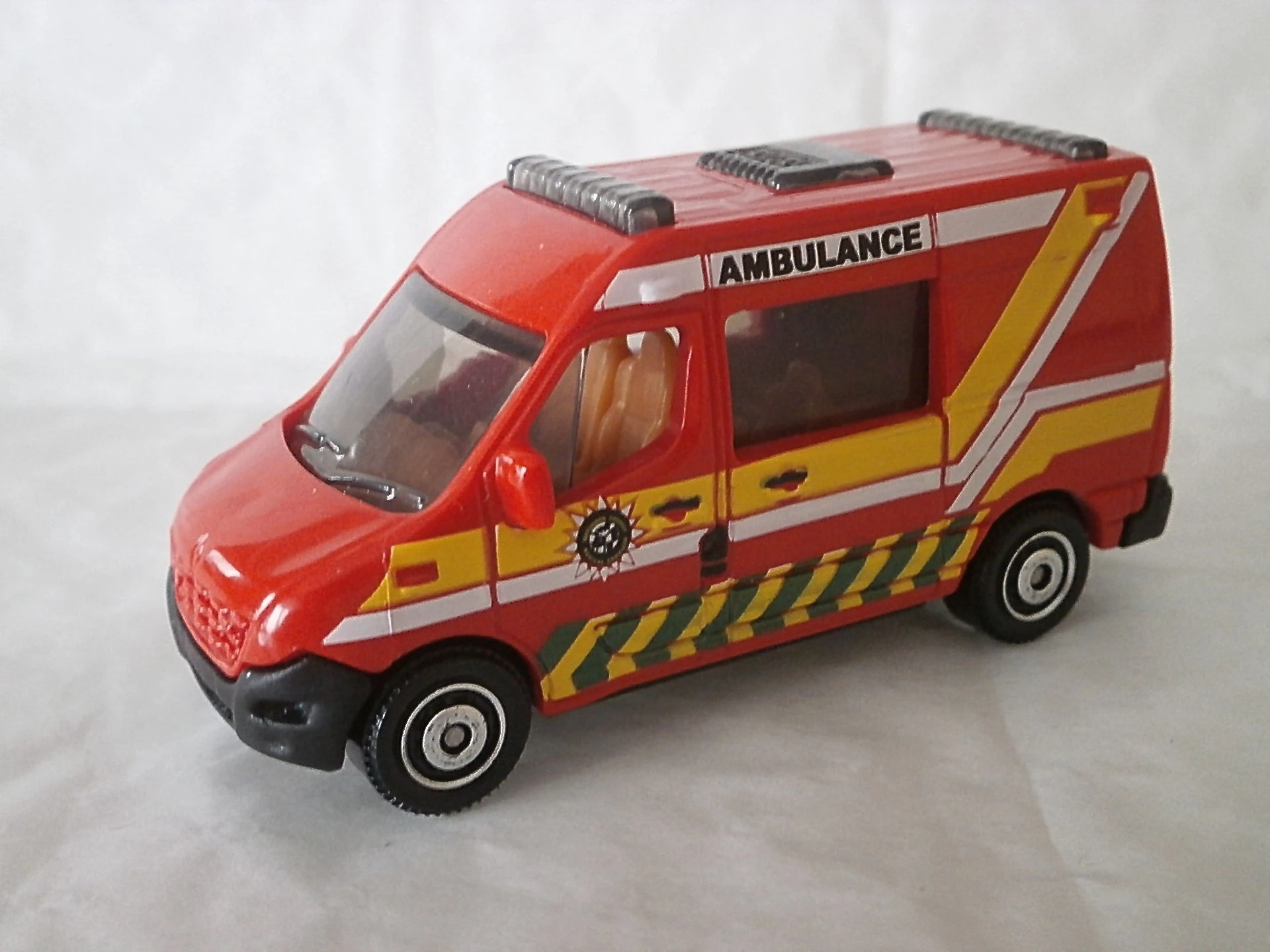 matchbox ambulance 2019