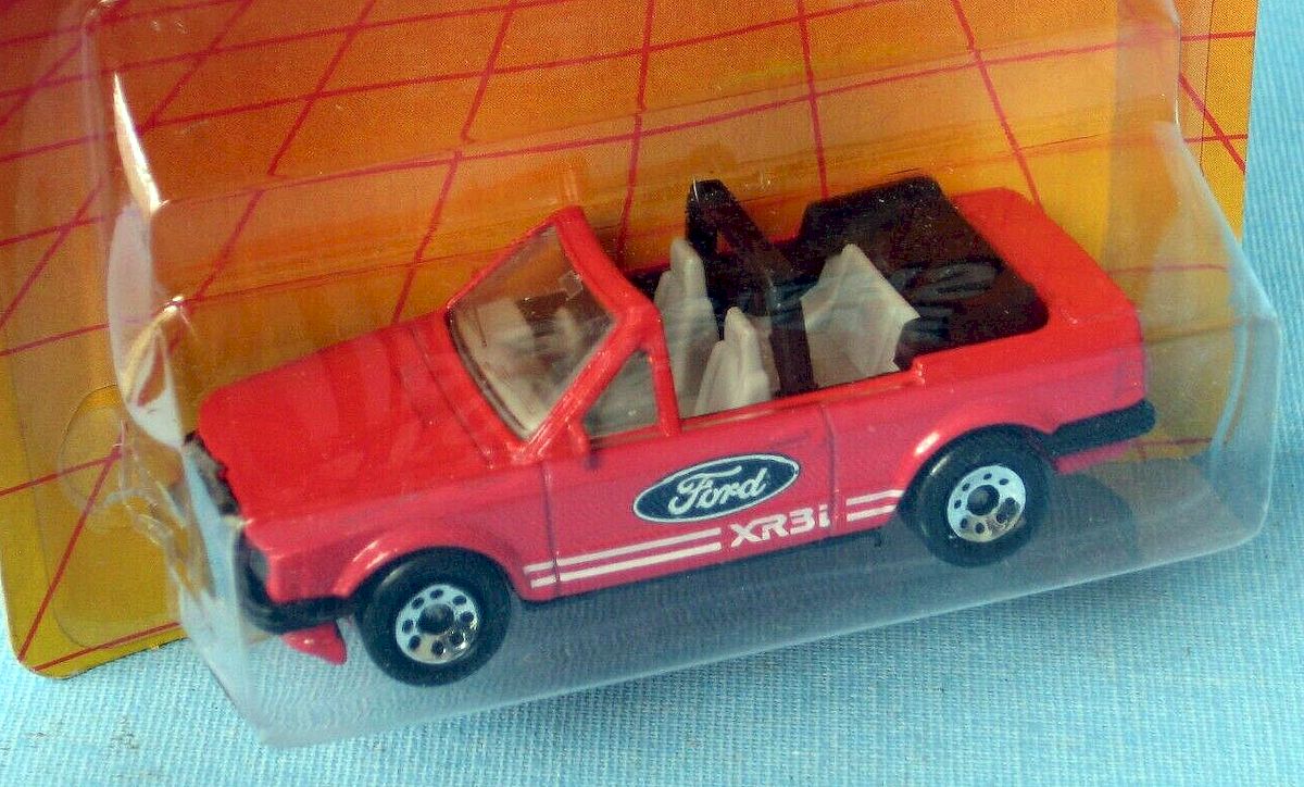 Matchbox ford escort cabriolet 1985 outlet