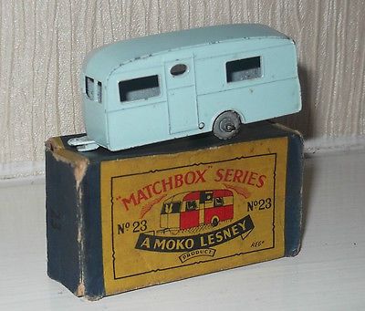 マッチボックス　レズニー　No.23 キャラバン（キャンピングトレーラー） Vintage Matchbox Series Car No. 23 Trailer Caravan Yellow W