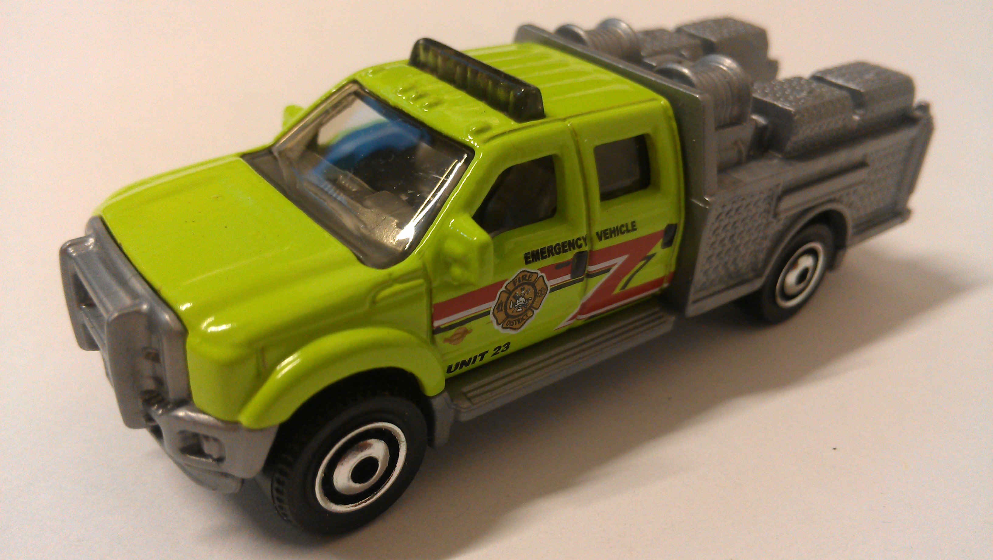 NEW in BLISTER 2018 issue MATCHBOX #45 Ford F-550 Super Duty Fire Truck 