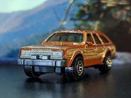 Production model, front (@jettacat_)