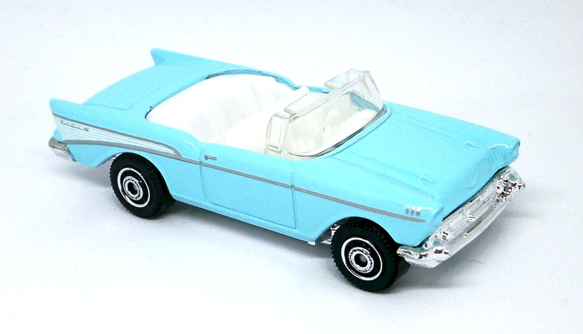 ミニカー MATCHBOX Chevrolet Bel Air Convertible 71nSt+H-FLL._AC_SY200_QL15_.jpg