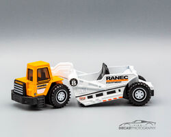 ロボット mack Ixo 1:43 Mack R-Series Truck 建設年 1966 黒 TR100 モデル 車
