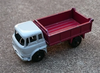 matchbox bedford tipper