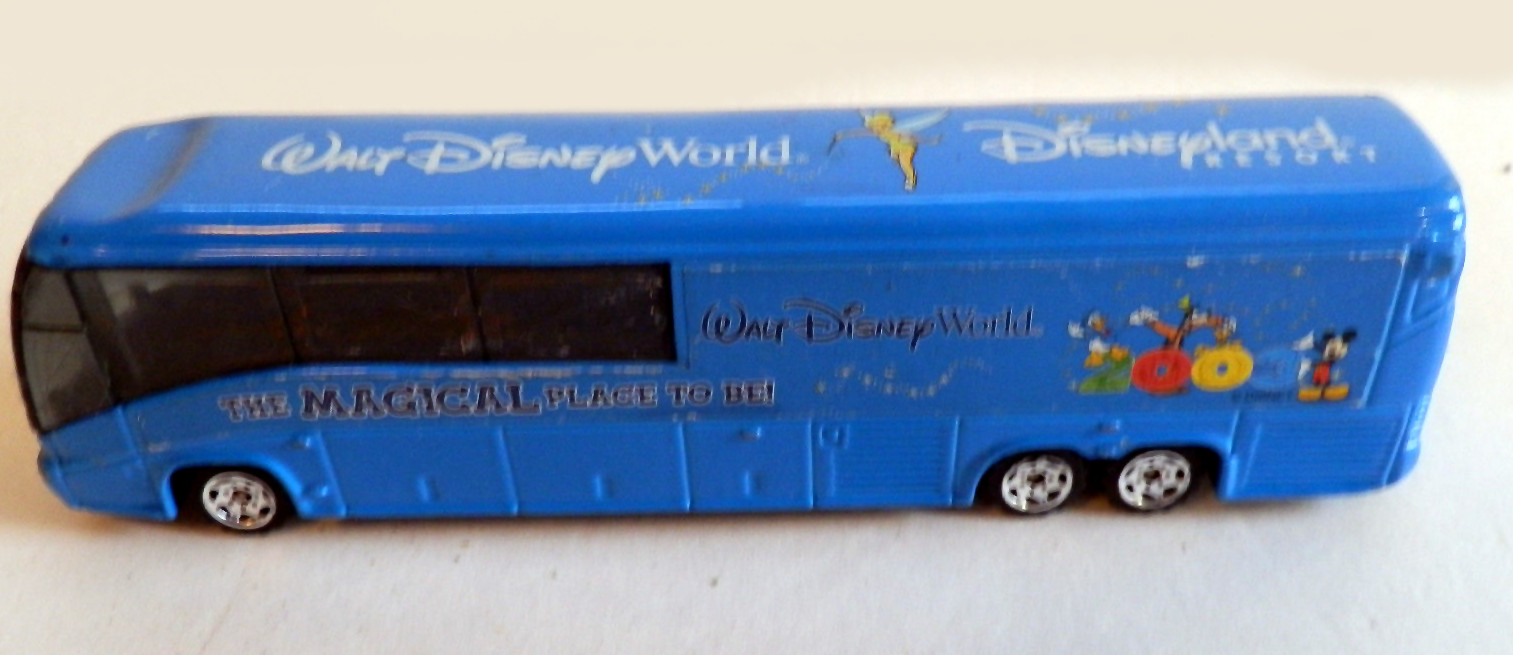 Matchbox Walt Disney World Disneyland Bus Theme Park Edition 2005 NEW