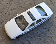 Chevrolet Caprice Classic Police.jpg (2.02 MB) 2020 1-100 version showing the "onboard computer"