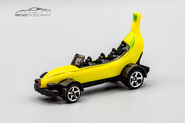 GKK17 - Big Banana Car-1