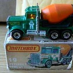 Matchbox no 19 cement cheap truck