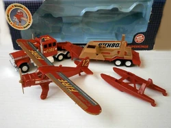 Peterbilt Fire Spotter Plane Transporter (K-112/K-134) | Matchbox