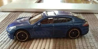 matchbox porsche panamera