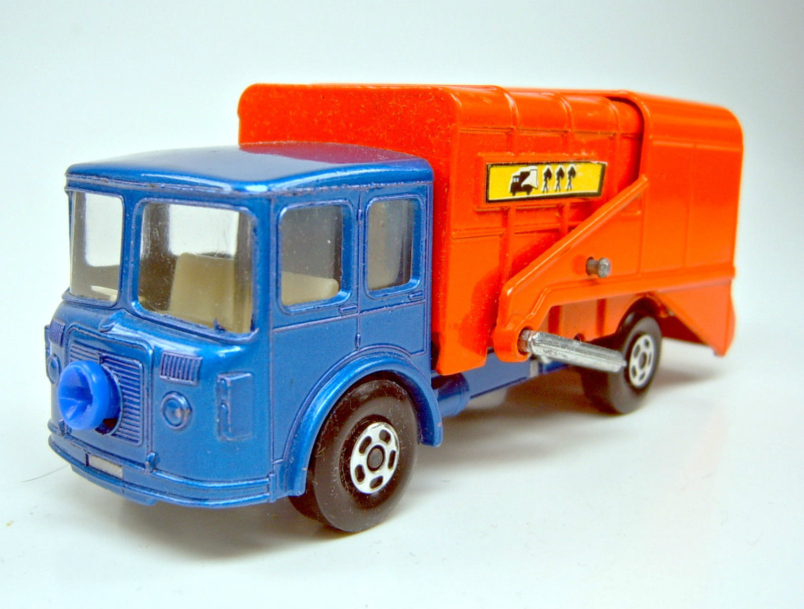 Refuse Truck (K-7) | Matchbox Cars Wiki | Fandom